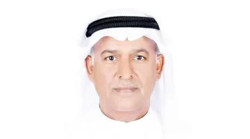 «قبلة» والدي على رأس مُعلي أحرّكت مسار حياتي