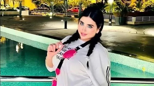 قبول استئناف المدونة روكي أحمد وتخفيف حكم السجن إلى شهر مع إيقاف التنفيذ