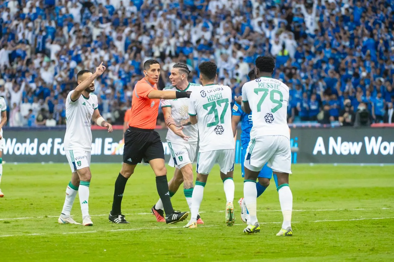 قرار حاسم من الأهلي بشأن الجوكير قرار حاسم من الأهلي بشأن الجوكير