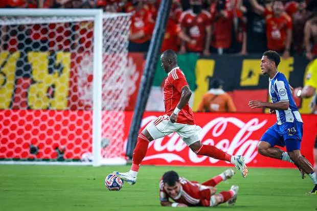 قرار مصيري من ريبيرو حول أليو ديانج.. وآراء اللاعب بشأن تمديد عقده