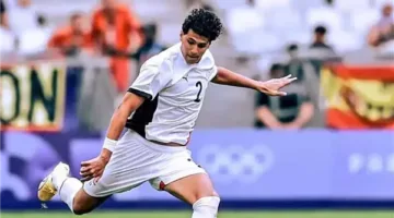 قرار مورينيو يثير المنافسة.. صراع ثلاثي للفوز بتعاقد عمر فايد خلال فترة الانتقالات