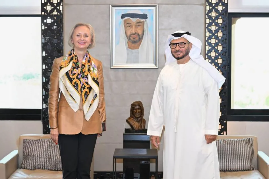 قرقاش يبرز قوة الروابط الاستراتيجية بين الإمارات والولايات المتحدة قرقاش يبرز قوة الروابط الاستراتيجية بين الإمارات والولايات المتحدة