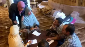 “قضايا المرأة” تنظم اجتماعًا مع العاملين في مجال الخدمات الصحية بالواحات البحرية