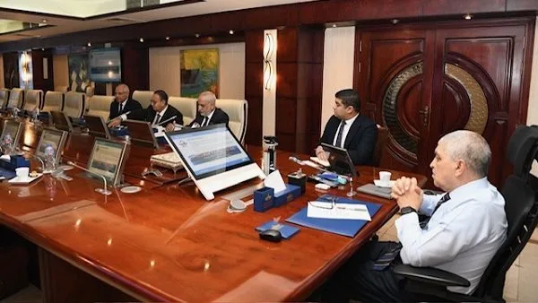 قناة السويس تهدف إلى تحويل ترسانة بورسعيد إلى مركز عالمي.