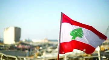 قوات إسرائيلية تدخل كفر كلا في جنوب لبنان وتقوم بتفجير في أحد الأحياء.