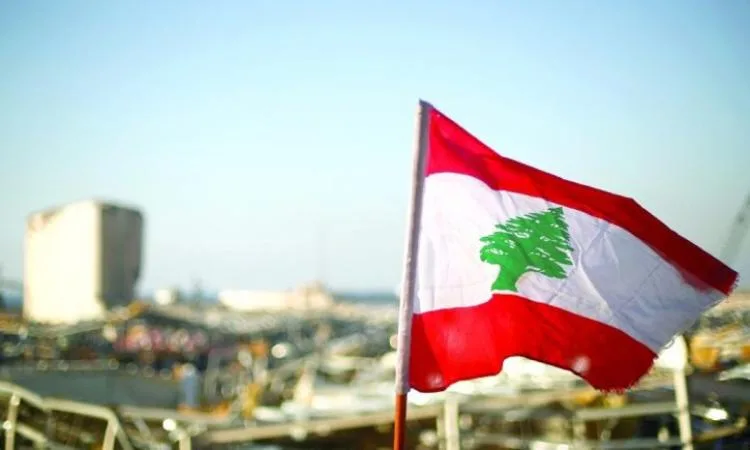 قوات إسرائيلية تدخل كفر كلا في جنوب لبنان وتقوم بتفجير في أحد الأحياء.