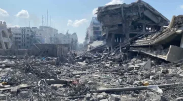 هآرتس: نتنياهو يخطط لطرح اقتراح لضم مناطق من غزة لكسب تأييد سموتريتش وضمان استقرار ائتلافه