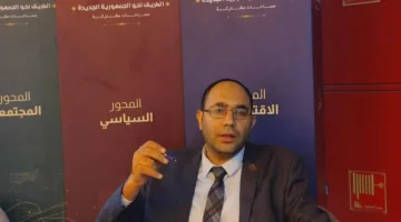 قيادي في الوفد يطالب بوقف التعاون الاقتصادي العربي مع الولايات المتحدة وإسرائيل حتى تنتهي حرب غزة