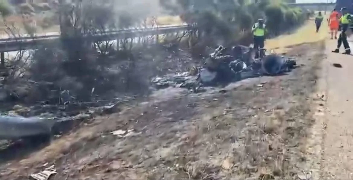 كاميرات السائقين توثق مكان حادث دييغو جوتا لاعب ليفربول واشتغال النيران في السيارة كاميرات السائقين توثق مكان حادث دييغو جوتا لاعب ليفربول واشتغال النيران في السيارة