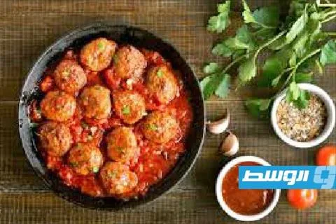 كفتة داود مع صلصة الطماطم