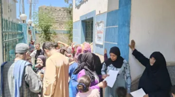 قافلة صحية في المنيا تقدم الفحوصات المجانية لـ 1298 شخصًا في قرية الفقاعي.