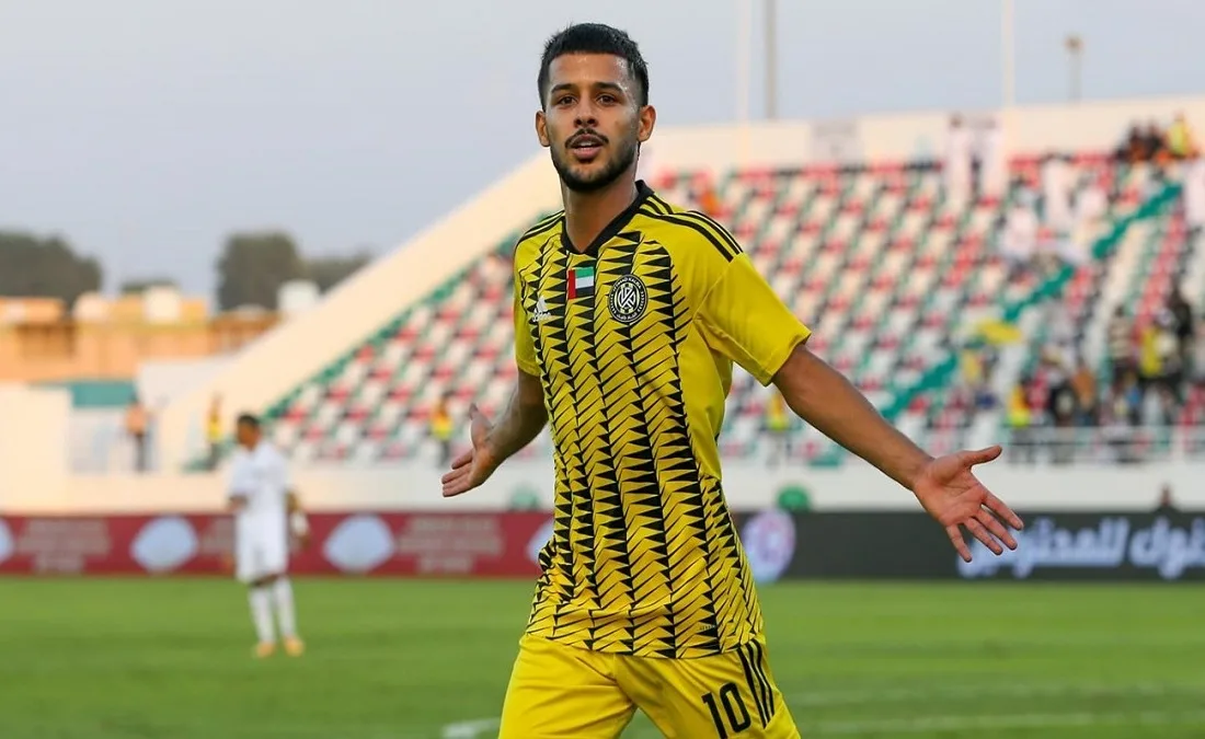 كلباء يمدد عقود خمسة لاعبين ويقوم بخطوة جديدة بشأن مهدي قائدي