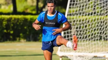 كيف ظهر أحمد ربيع بقميصه الأسود مع الزمالك؟