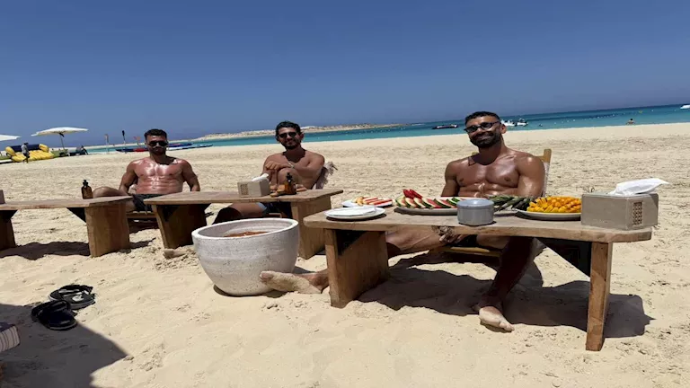 كيف يقضي المحترفون المصريون عطلتهم الصيفية؟ كيف يقضي المحترفون المصريون عطلتهم الصيفية؟