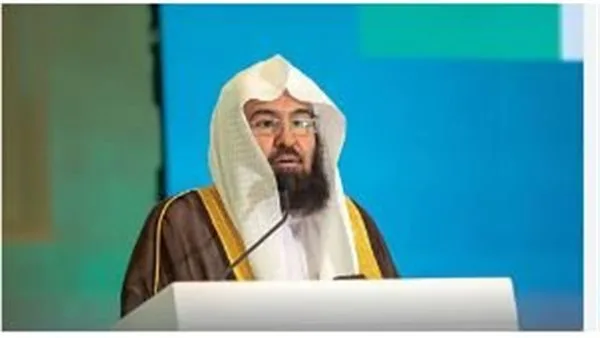 لأول مرة.. ترجمة خطبة الجمعة في المسجد الحرام إلى 35 لغة مختلفة لأول مرة.. ترجمة خطبة الجمعة في المسجد الحرام إلى 35 لغة مختلفة