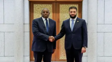 لأول مرة في زيارة دمشق: المملكة المتحدة تستأنف علاقاتها الدبلوماسية مع سوريا