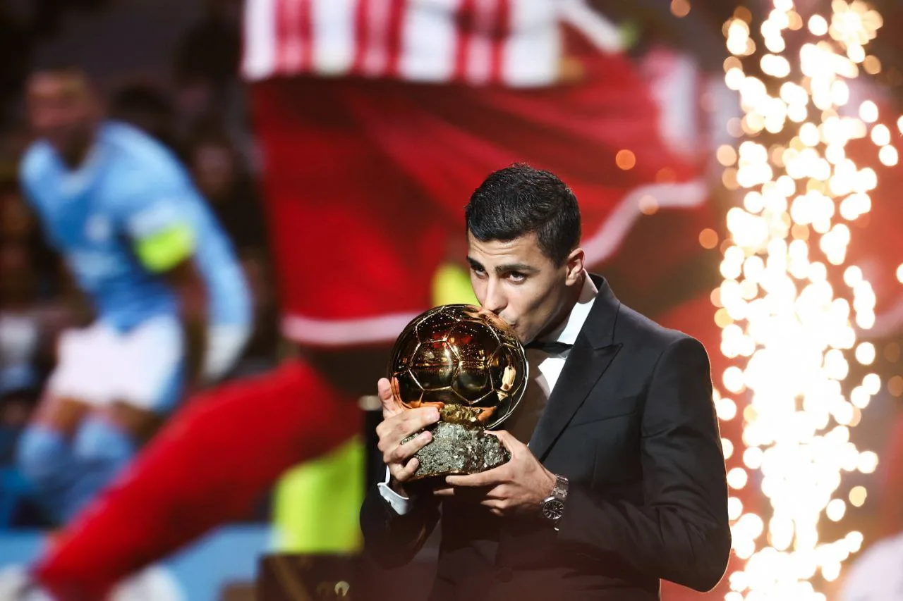 لا تراجع ولا استسلام: ريال مدريد يحدد موعد التعاقد مع رودري” يمكن إعادة صياغته كالتالي:

“إصرار غير مشروط: ريال مدريد يحدد تاريخ التعاقد مع رودري