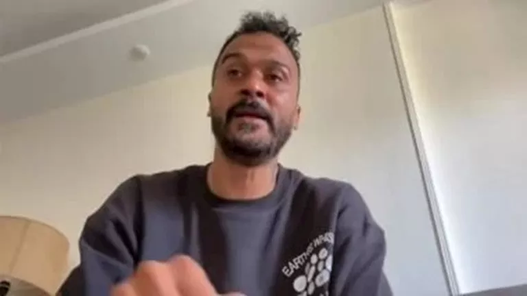 “لا تفوتك هذه القصص”: رسالة إبراهيم سعيد إلى شيكابالا، والأهلي، ومصطفى محمد. “لا تفوتك هذه القصص”: رسالة إبراهيم سعيد إلى شيكابالا، والأهلي، ومصطفى محمد.