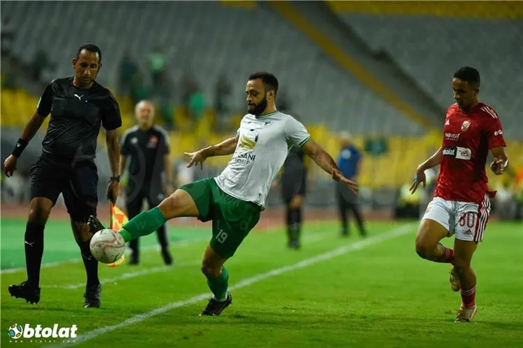 لاعب الأهلي يعلن انتقاله إلى حرس الحدود لاعب الأهلي يعلن انتقاله إلى حرس الحدود