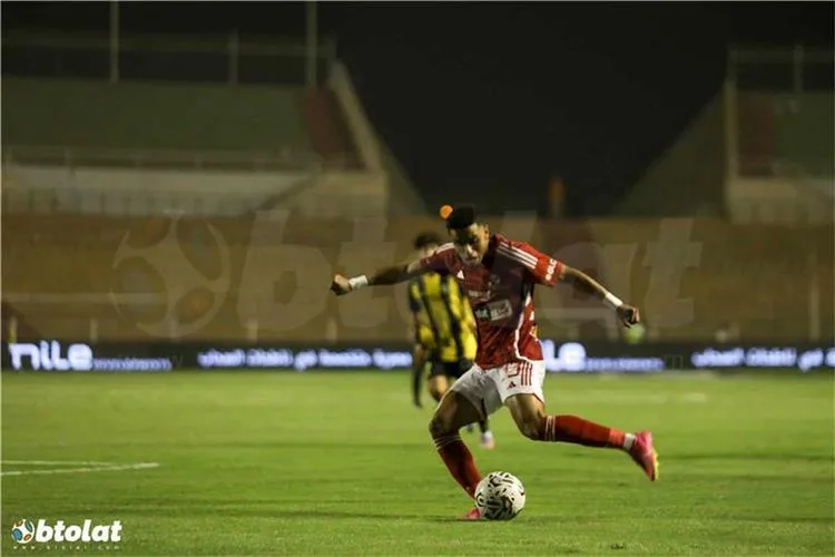 لاعب الأهلي يكتب رسالة farewell للجماهير مع اقتراب مغادرته لاعب الأهلي يكتب رسالة farewell للجماهير مع اقتراب مغادرته