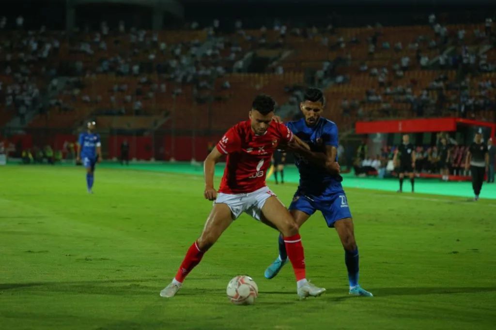 لاعب الزمالك المحترف ينتقل إلى نادٍ مصري جديد