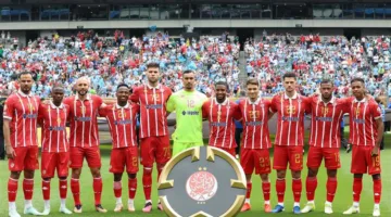 لاعب الوداد يستعرض فوائد المشاركة في كأس العالم للأندية على الرغم من صعوبة الهزائم.