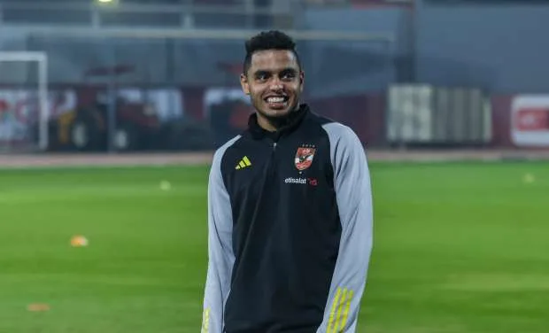 لاعب جديد على وشك مغادرة الأهلي بعد لقائه مع ريبيرو لاعب جديد على وشك مغادرة الأهلي بعد لقائه مع ريبيرو