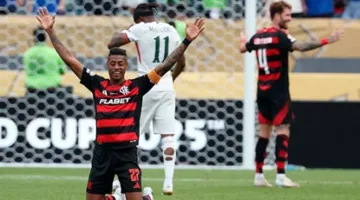 لاعب فلامنجو في مواجهة القضاء بسبب التلاعب في نتائج المباريات أثناء مشاركته في مونديال الأندية.
