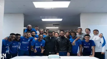 لاعبو الهلال السعودي يهنئون رئيس النادي بمناسبة قدوم مولودته الجديدة (صور)