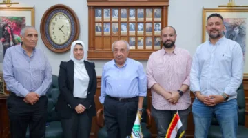 لجنة الشباب والتواصل الطلابي تستعرض سبل التعاون مع شركة لتدريب وتوظيف المهندسين
