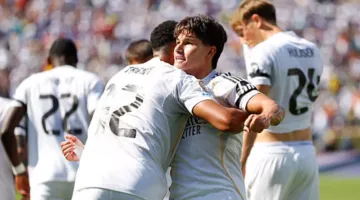 للعام الثاني على التوالي.. أرنولد يستمر في تقديم الهدايا لريال مدريد.