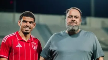 لمنع توتنهام من التعاقد معه.. نوتنجهام يعلن عن تجديد عقد جيبس وايت