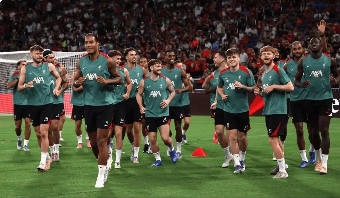 ليفربول يتدرب في هونغ كونغ مع تعزيز صفوفه بالتعاقدات الجديدة ليفربول يتدرب في هونغ كونغ مع تعزيز صفوفه بالتعاقدات الجديدة