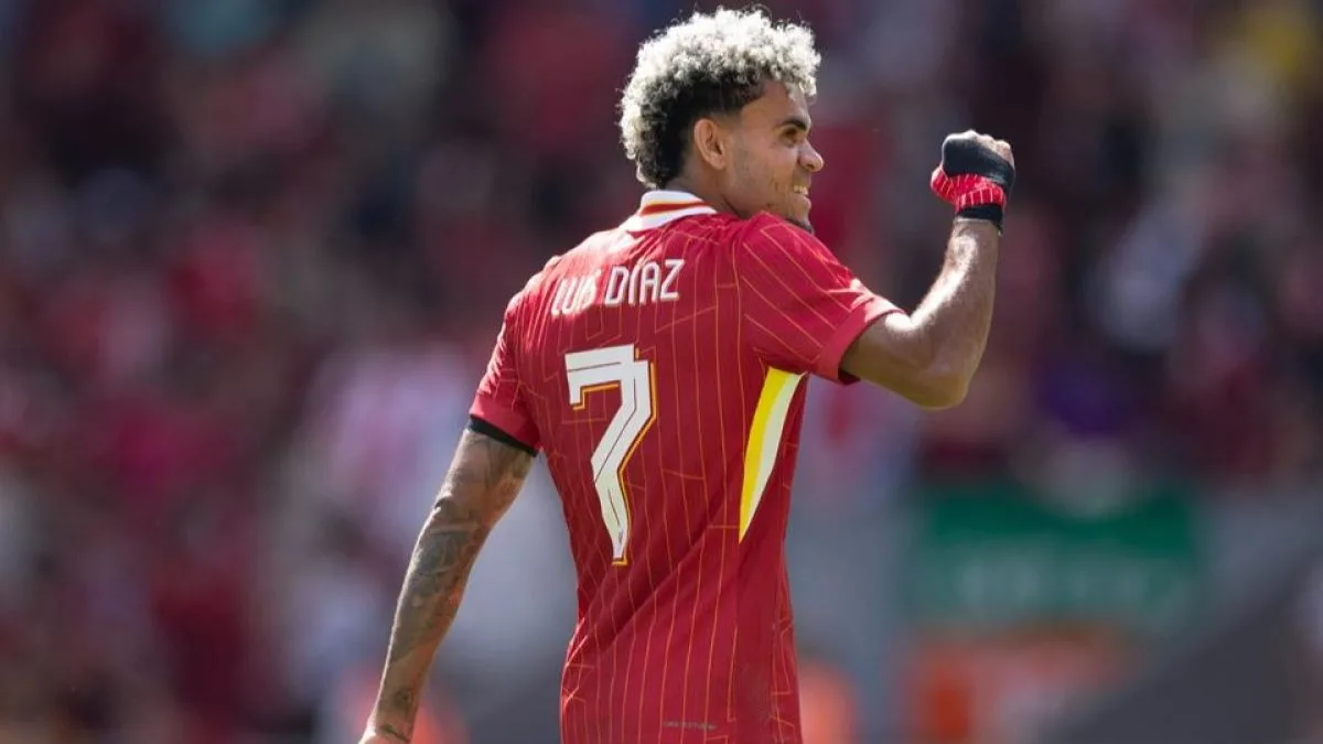 ليفربول يتمسك بلويس دياز ويرفض عروض بايرن وبرشلونة للحصول عليه ليفربول يتمسك بلويس دياز ويرفض عروض بايرن وبرشلونة للحصول عليه