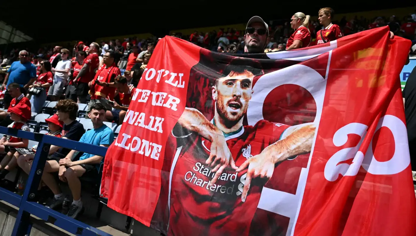 ليفربول يحتفي بذكرى ديوغو جوتا بعبارة ’20 للأبد’ ليفربول يحتفي بذكرى ديوغو جوتا بعبارة ’20 للأبد’