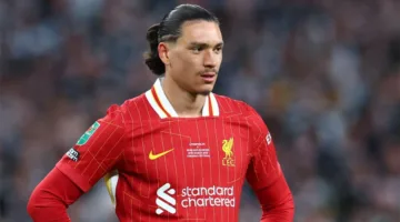 ليفربول يرد على عرض نابولي لانتقال نونيز إلى صفوفه