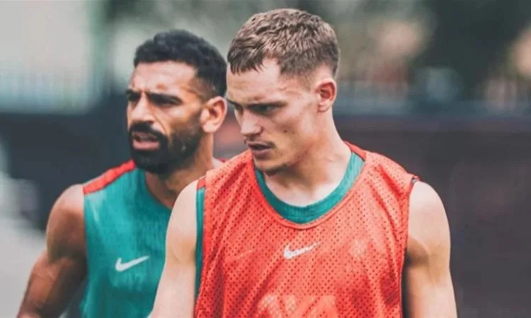 ليفربول يستمر في التحضير للموسم المقبل في هونغ كونغ