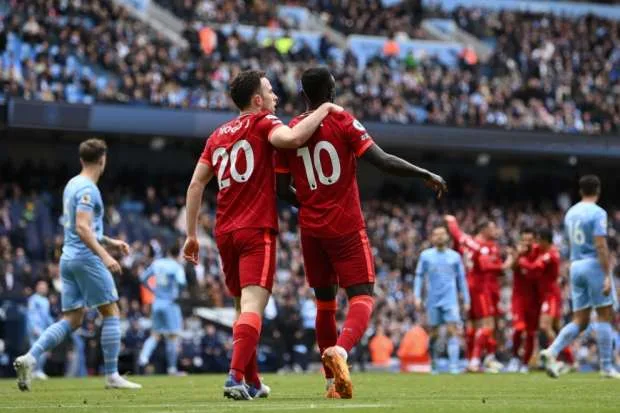 ليفربول يعلق استئناف التدريبات بسبب ديوجو جوتا ليفربول يعلق استئناف التدريبات بسبب ديوجو جوتا