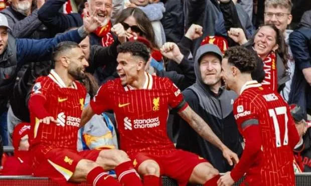 ليفربول يقدم عرضًا مغريًا لإيكيتيكي براتب أسبوعي كبير لتعويض غياب جوتا