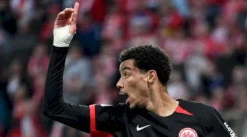 ليفربول يُبرم صفقة مع المهاجم الفرنسي إيكيتيكي