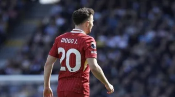 ليفربول يُكرِّم ذكرى لاعبه البرتغالي الراحل دييجو جوتا بتجميد الرقم “20”
