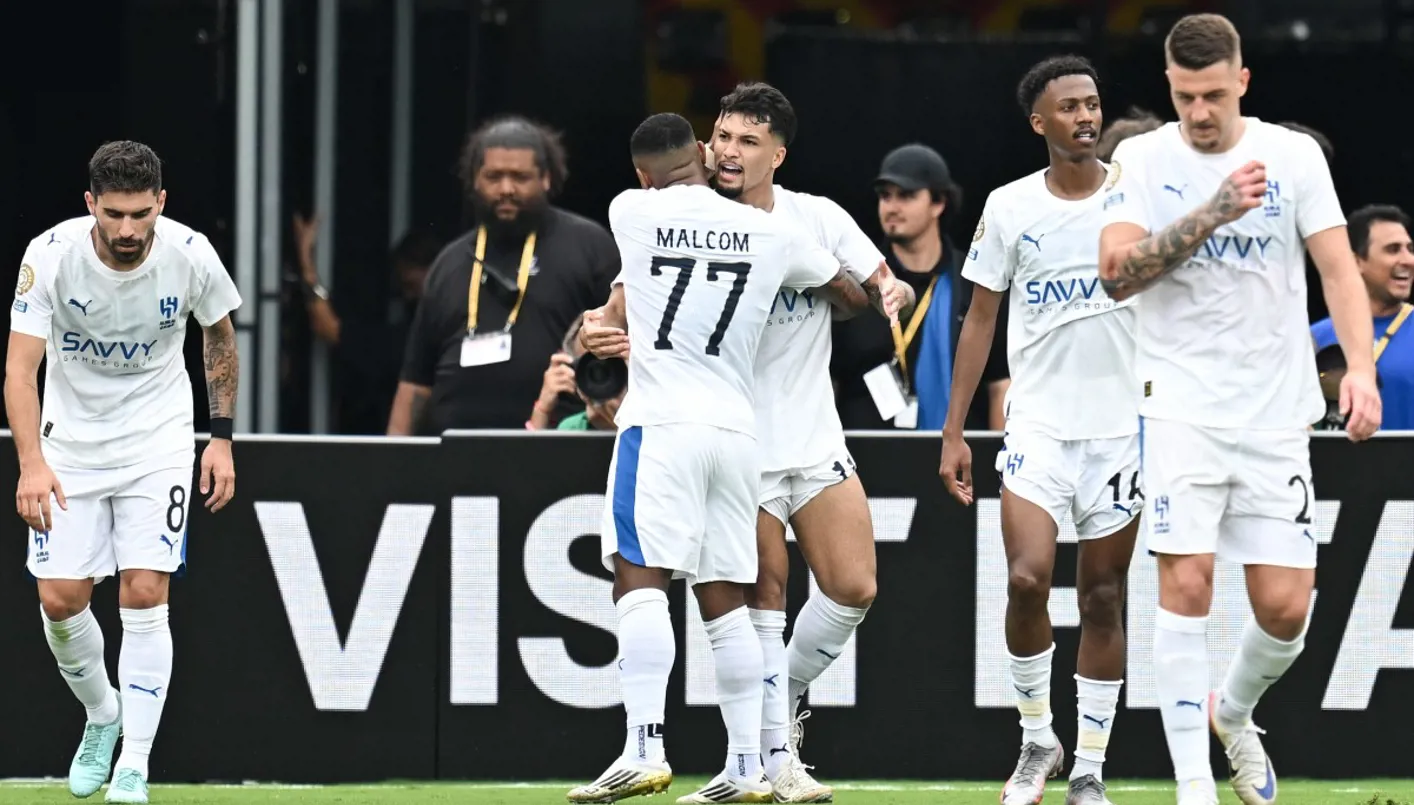ليوناردو يُنقذ الهلال بالتعادل أمام فلوميننسي بتسديدة رائعة (فيديو) ليوناردو يُنقذ الهلال بالتعادل أمام فلوميننسي بتسديدة رائعة (فيديو)
