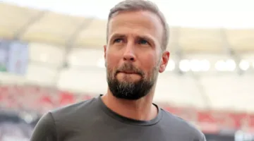 م comedian ألماني يواجه المحاكمة بتهمة التحريض بسبب تصريحاته حول محا