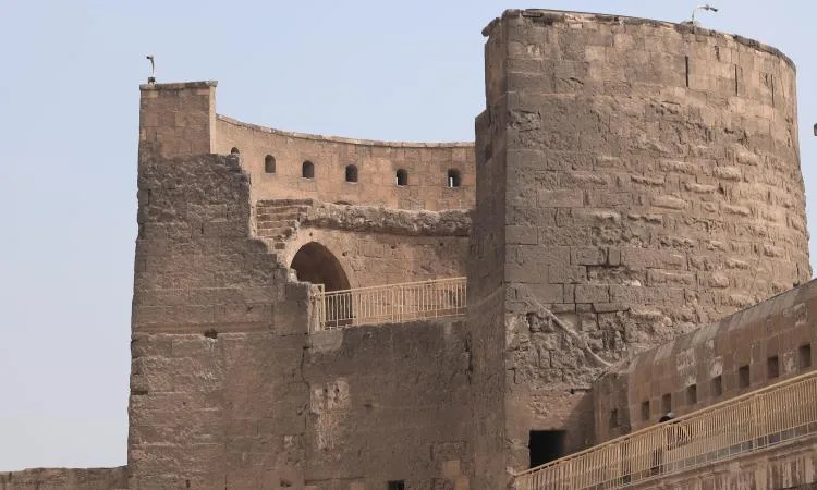 مؤسسة زاهي حواس تبدأ المرحلة الثانية من دورة التراث الإسلامي