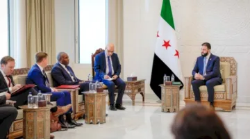ما الذي ناقشته لامي مع المسؤول القانوني خلال أول زيارة لوزير بريطاني إلى سوريا منذ عام 2011؟