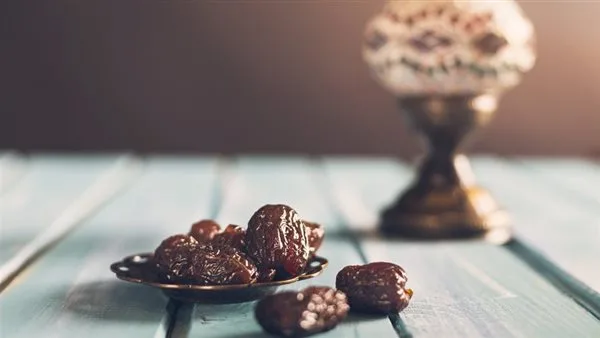 ما هو حكم صيام يوم عاشوراء بشكل مستقل؟