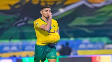 ما هي مساهمات محمد شريف مع نادي الخليج السعودي؟