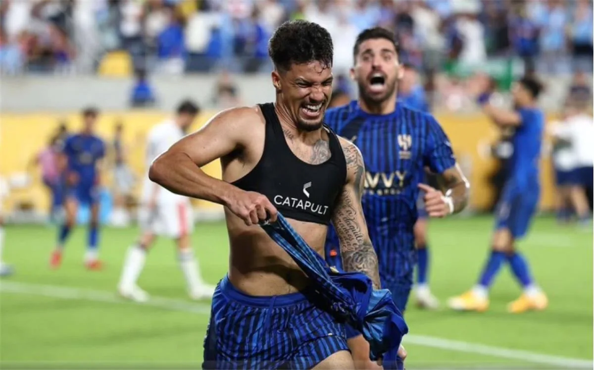 ماركوس ليوناردو بعد الانتصار التاريخي على مانشستر سيتي: اللاعبون في السعودية يواجهون التحديات بشجاعة.