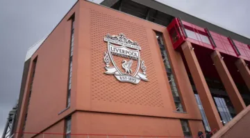 مالكو ليفربول يتحدثون لشراء فريق في الدوري الإسباني