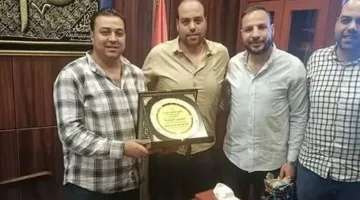 مجلس الشباب المصري ي honored الرائد محمد خليفة تقديرًا لمساهماته في تعزيز الأمن بالقناطر الخيرية